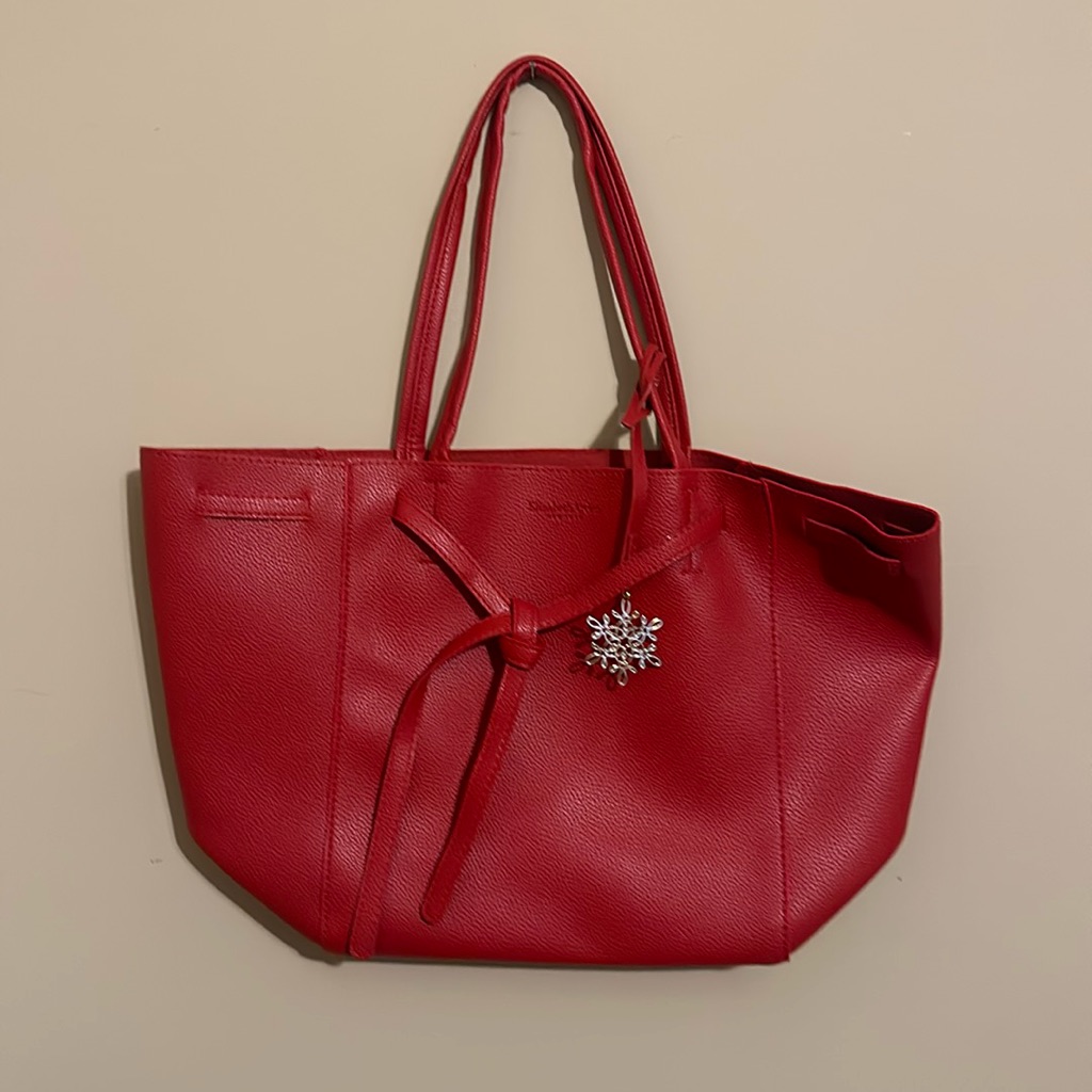 Red Elizabeth Arden New York Purse
